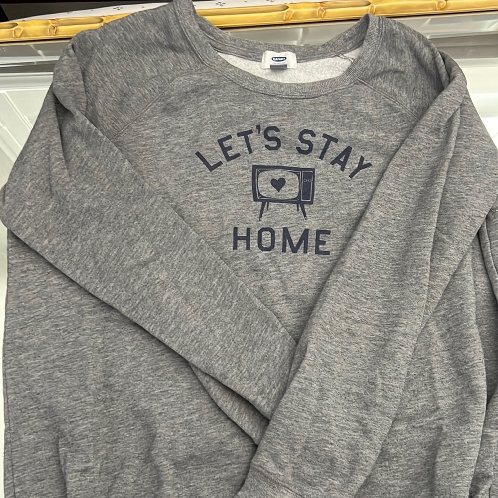 Old Navy Sweater size L